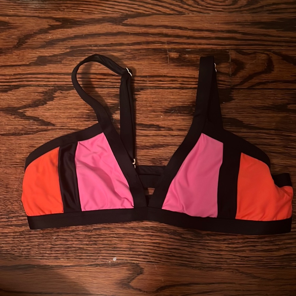 Color-block bikini top